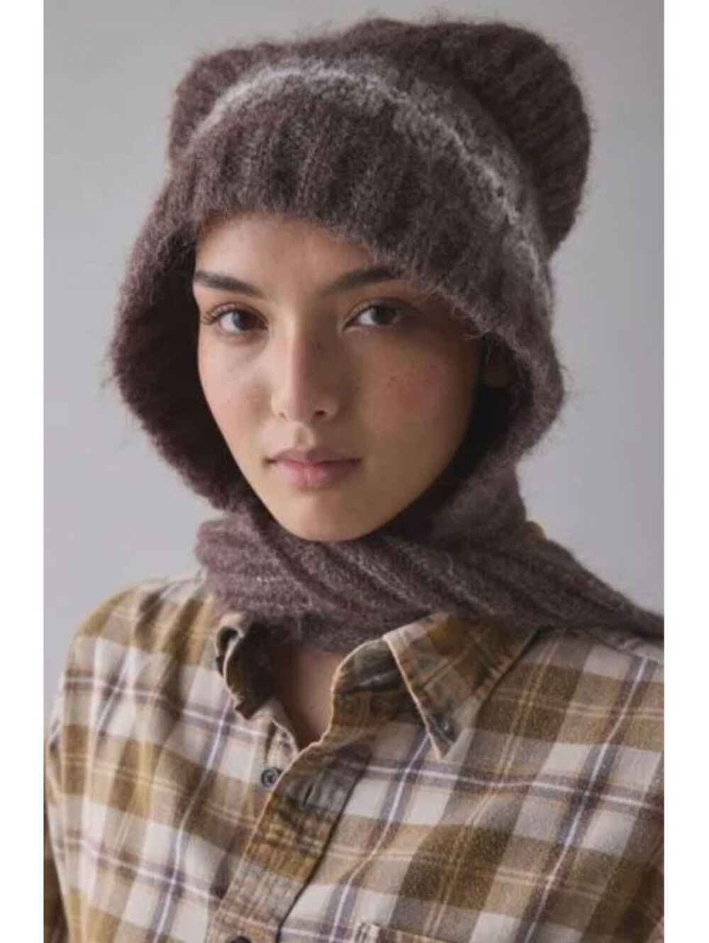 NWOT URBAN OUTFITTERS TEDDY KNIT BONNET HOOD
